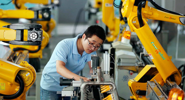 Промышленность Китая восстанавливается, но проблемы остаются