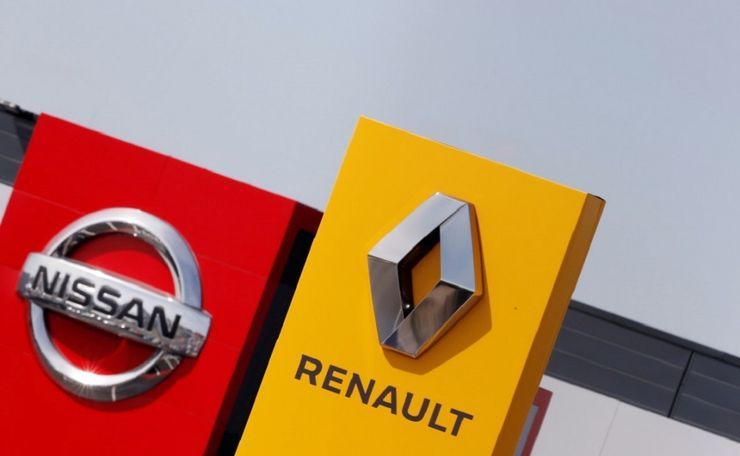 Nissan готовится выйти из альянса с Renault ?