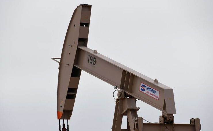 Мировые поставки нефти упали в декабре 2019 года