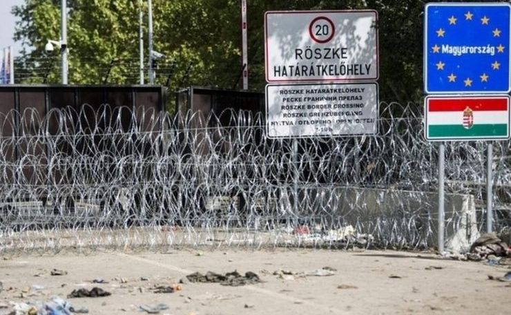 200 мигрантов, застрявших на сербско-венгерской границе, требуют въезда в ЕС