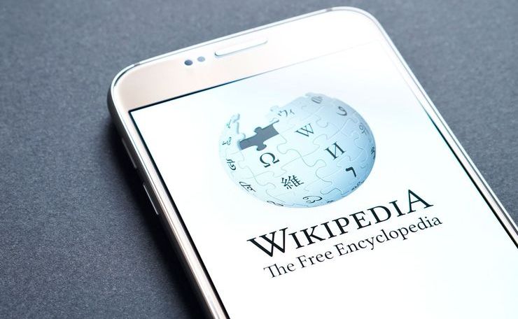 Искусственный интеллект будет править статьи в «Википедии»