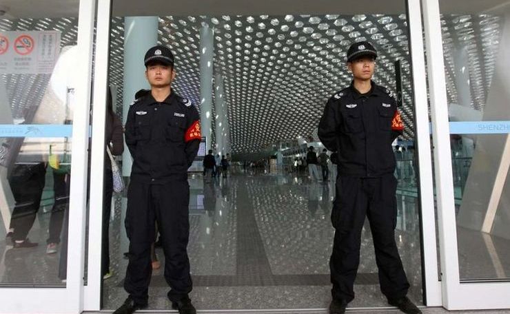 Китай полностью возобновил пограничную службу в районах с низким уровнем риска COVID-19