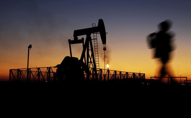 Нефть подскочила на 8% на фоне сокращения расходов американских производителей