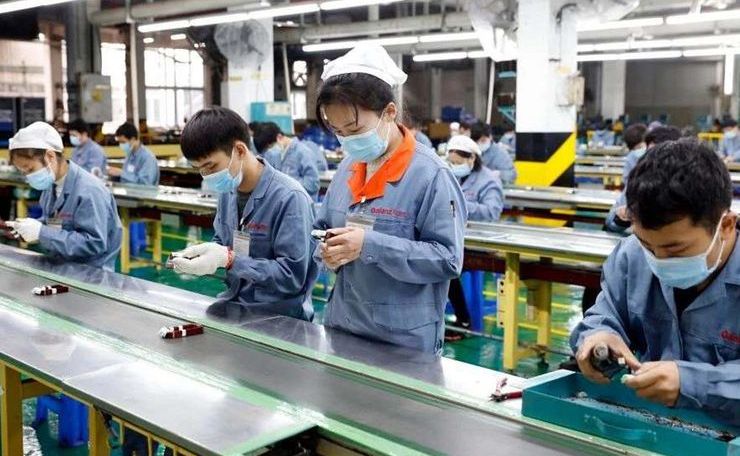 Поставщики  возобновляют производство в Китае