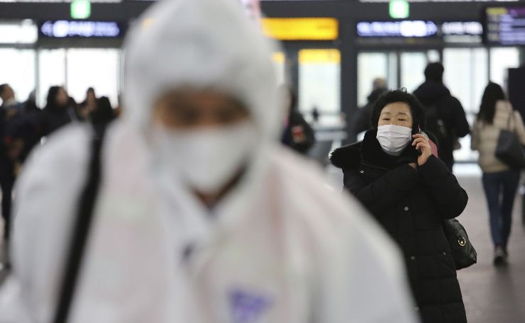 Китай отрицает запрет на экспорт масок для лица
