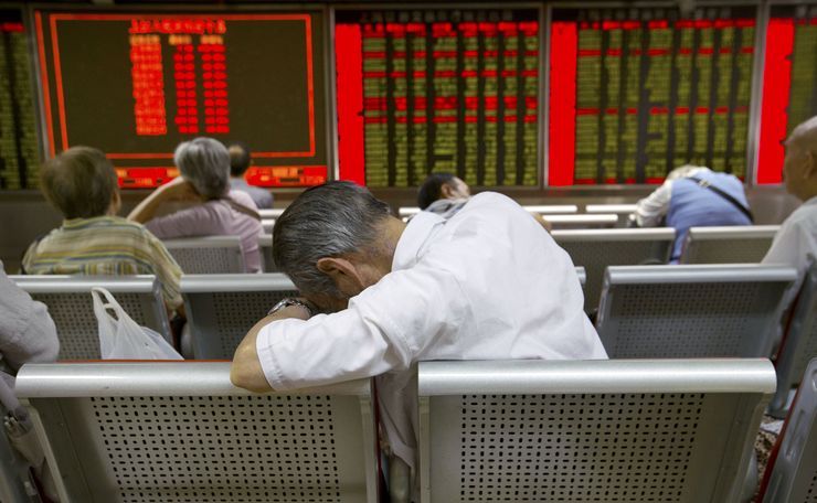 Мировые биржи переживают панику